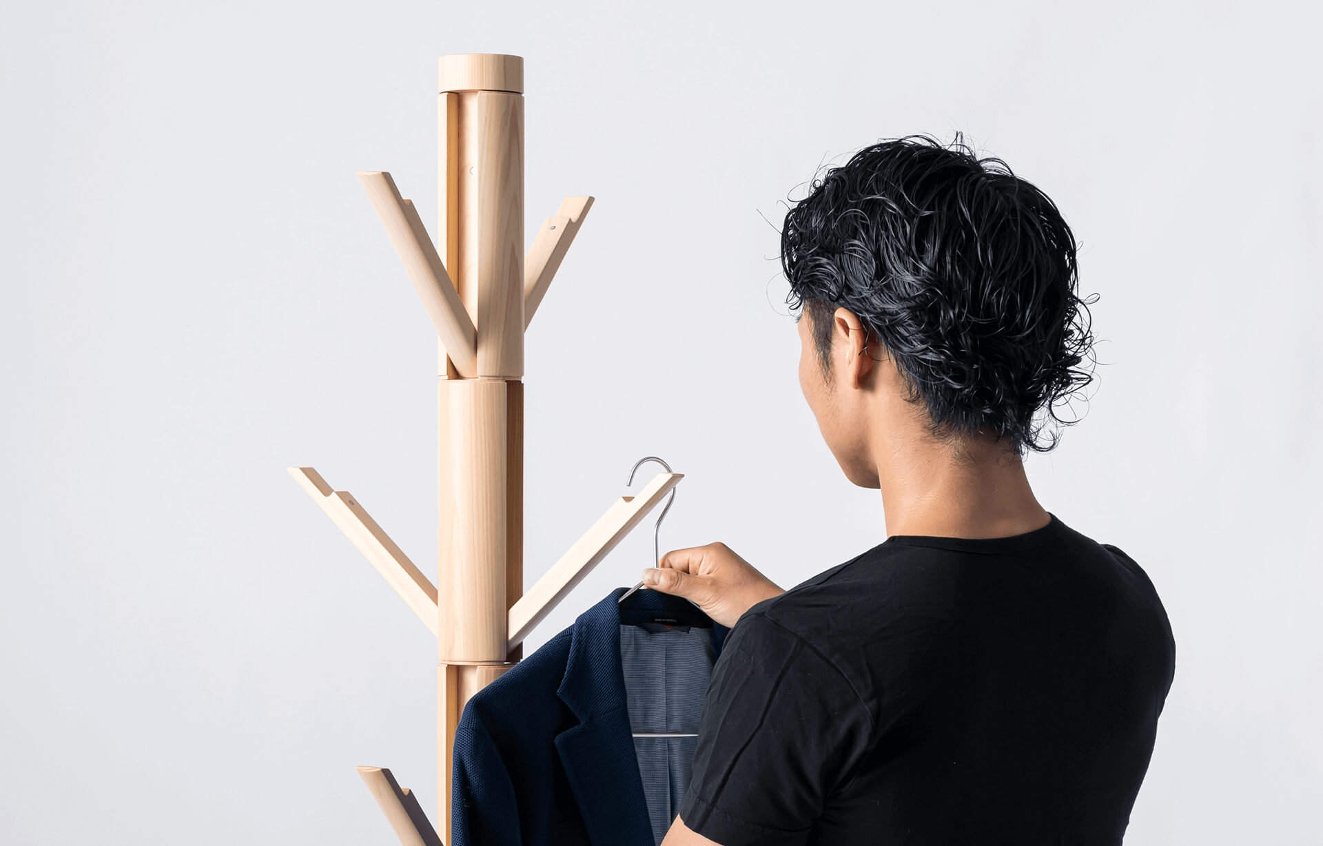 ROOT COAT STAND