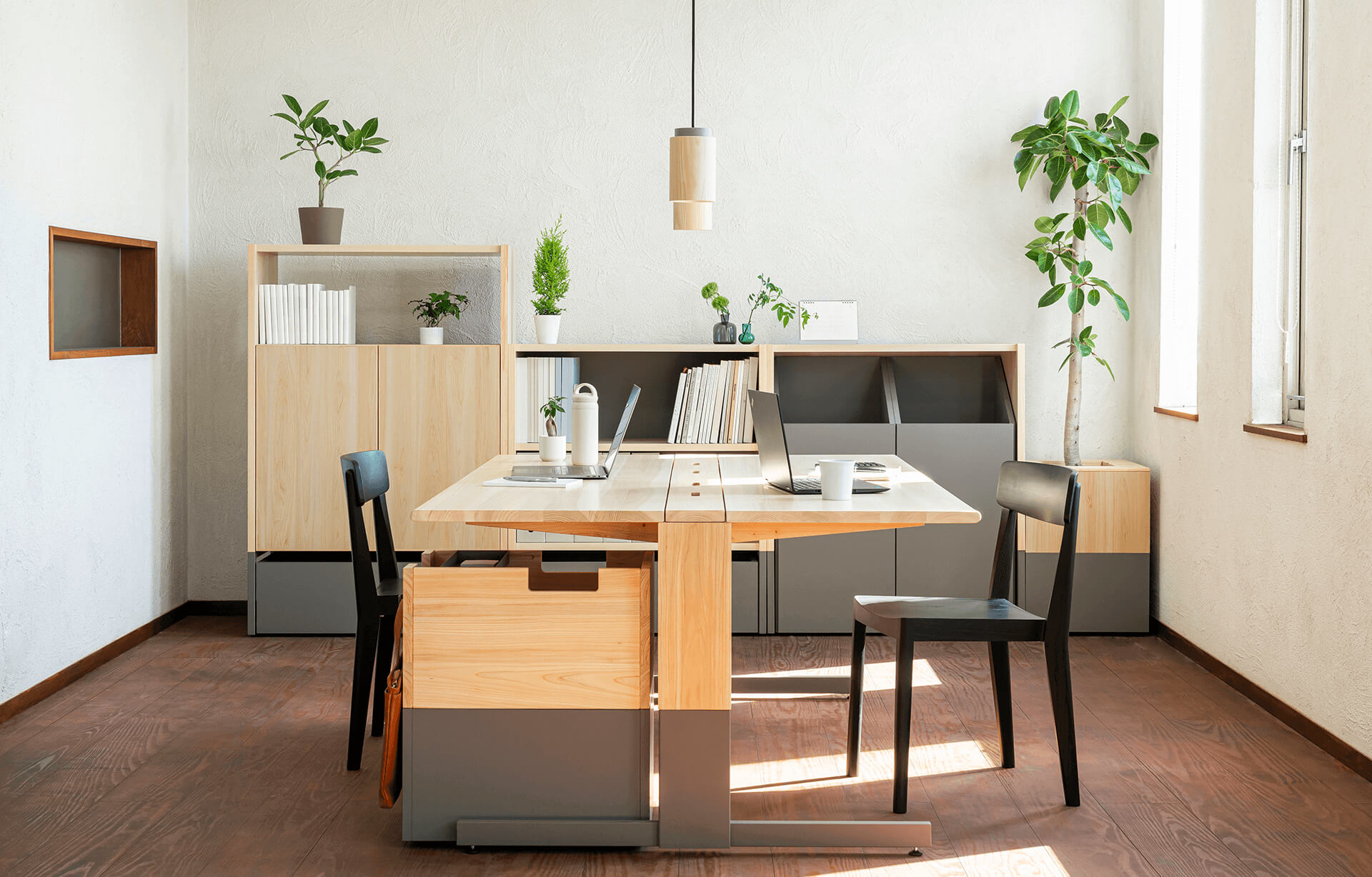 ROOT PENDANT LIGHT